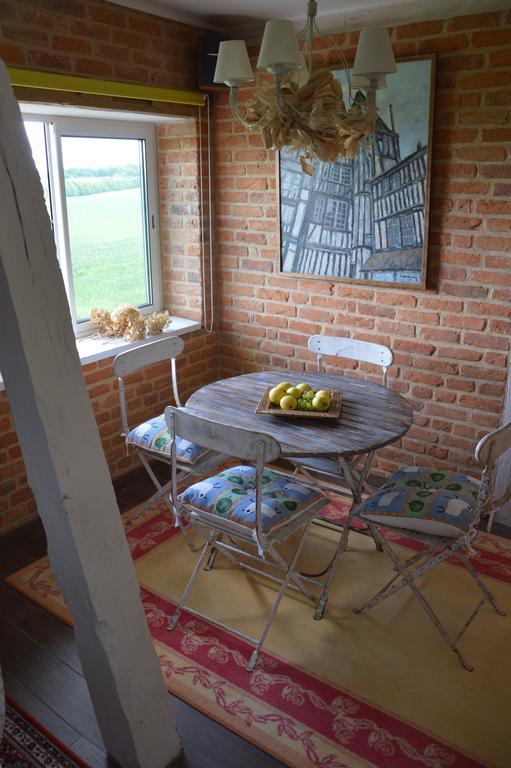 Bed and Breakfast La Grange Des Marettes Cléres Exterior foto